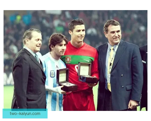 世界足球明星最新排名出炉：梅西与C罗再度争锋，年轻球员的崛起值得关注